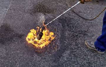 Llanfairynghornwy flat roofing repairs